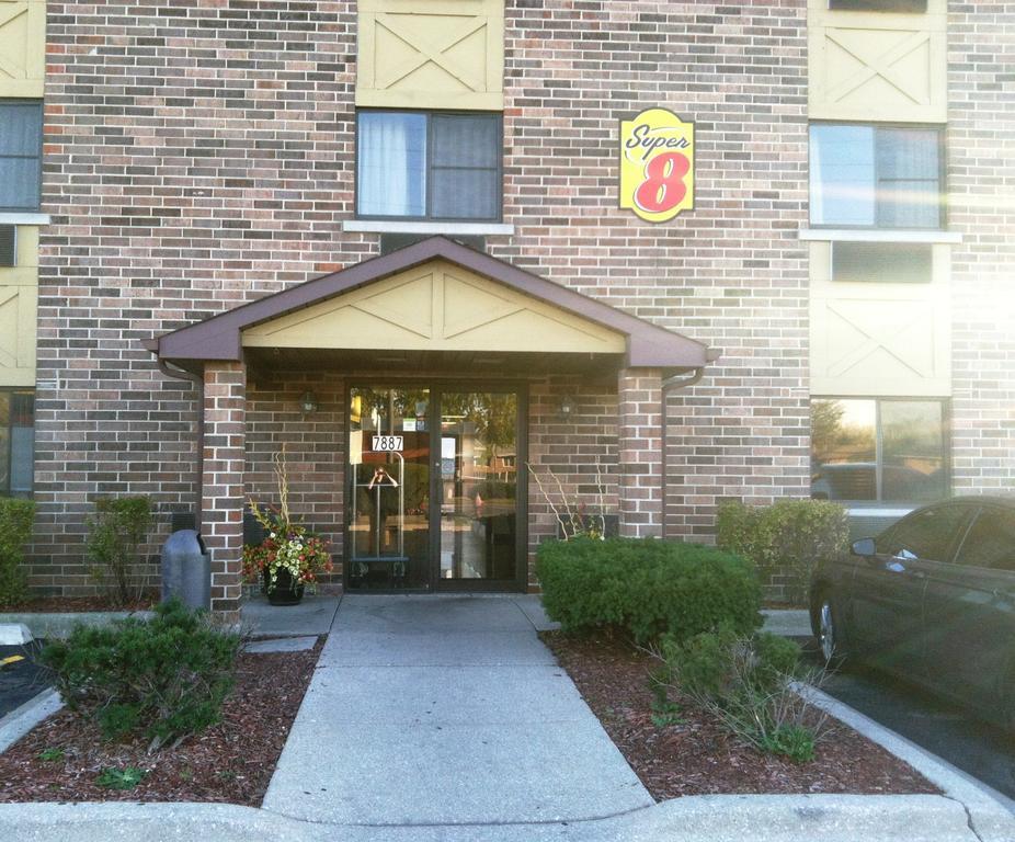 Super 8 By Wyndham Bridgeview/Chicago Area Hotel Ngoại thất bức ảnh
