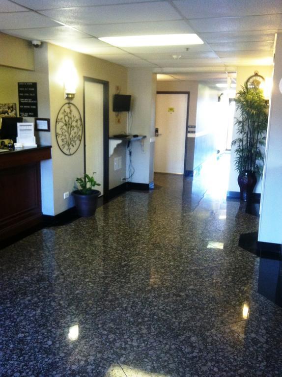 Super 8 By Wyndham Bridgeview/Chicago Area Hotel Ngoại thất bức ảnh