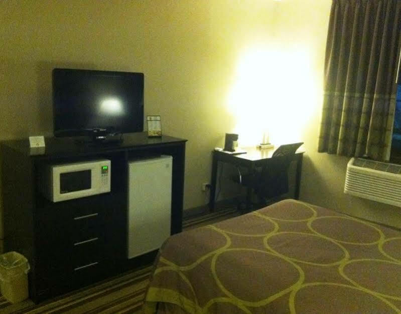 Super 8 By Wyndham Bridgeview/Chicago Area Hotel Ngoại thất bức ảnh
